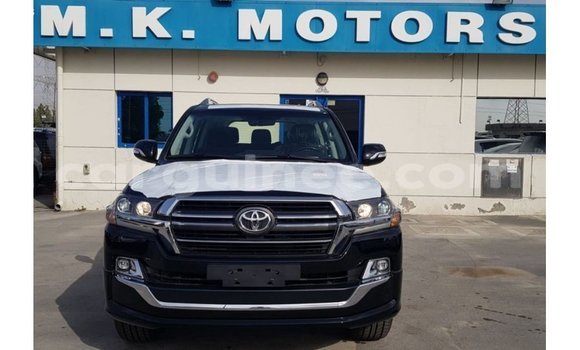 Buy Import Toyota Land Cruiser Black Car in Import - Dubai in Conakry Buy Import Toyota Land Cruiser Black Car in Import - Dubai in Conakry