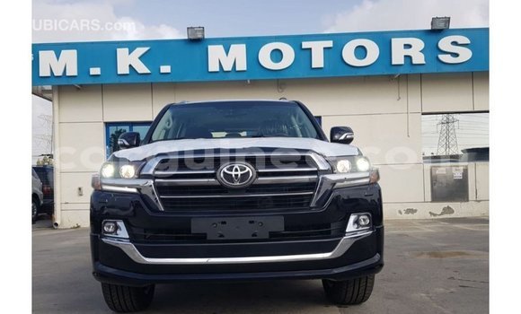 Buy Import Toyota Land Cruiser Black Car in Import - Dubai in Conakry Buy Import Toyota Land Cruiser Black Car in Import - Dubai in Conakry
