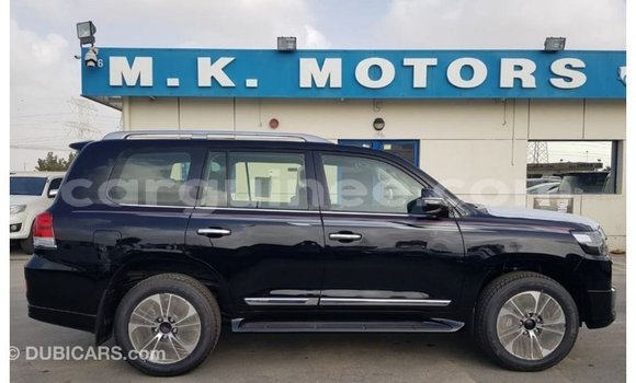 Buy Import Toyota Land Cruiser Black Car in Import - Dubai in Conakry Buy Import Toyota Land Cruiser Black Car in Import - Dubai in Conakry