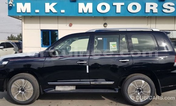 Buy Import Toyota Land Cruiser Black Car in Import - Dubai in Conakry Buy Import Toyota Land Cruiser Black Car in Import - Dubai in Conakry