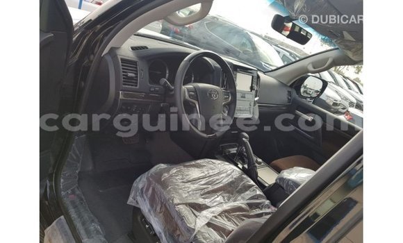 Buy Import Toyota Land Cruiser Black Car in Import - Dubai in Conakry Buy Import Toyota Land Cruiser Black Car in Import - Dubai in Conakry