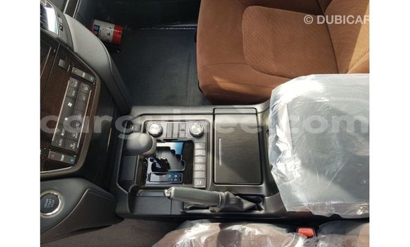 Buy Import Toyota Land Cruiser Black Car in Import - Dubai in Conakry Buy Import Toyota Land Cruiser Black Car in Import - Dubai in Conakry