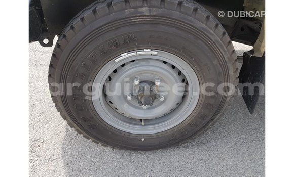 Buy Import Toyota Land Cruiser Beige Car in Import - Dubai in Conakry Buy Import Toyota Land Cruiser Beige Car in Import - Dubai in Conakry