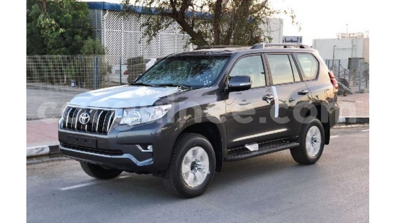 Big with watermark toyota prado conakry import dubai 5444