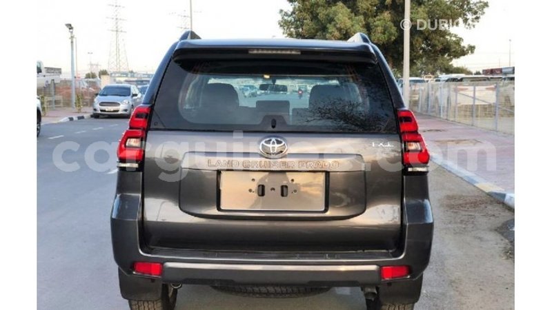 Big with watermark toyota prado conakry import dubai 5444