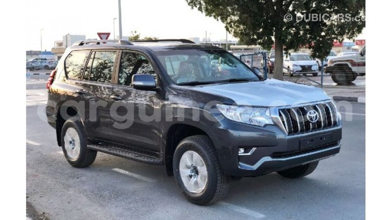 Big with watermark toyota prado conakry import dubai 5444