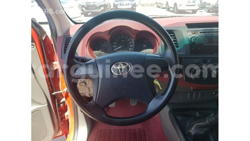 Big with watermark toyota hilux conakry import dubai 5445
