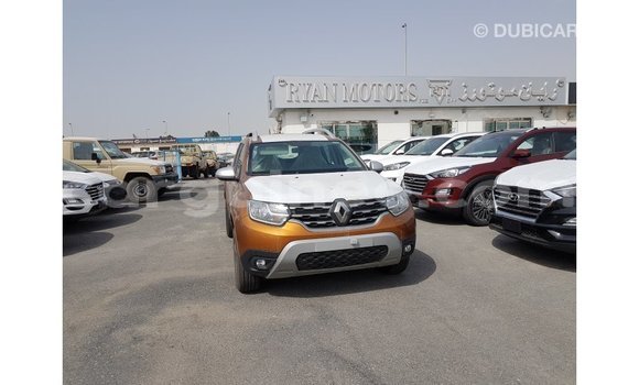 Buy Import Renault 19 Green Car in Import - Dubai in Conakry Buy Import Renault 19 Green Car in Import - Dubai in Conakry