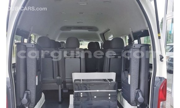 Buy Import Toyota Hiace White Car in Import - Dubai in Conakry Buy Import Toyota Hiace White Car in Import - Dubai in Conakry