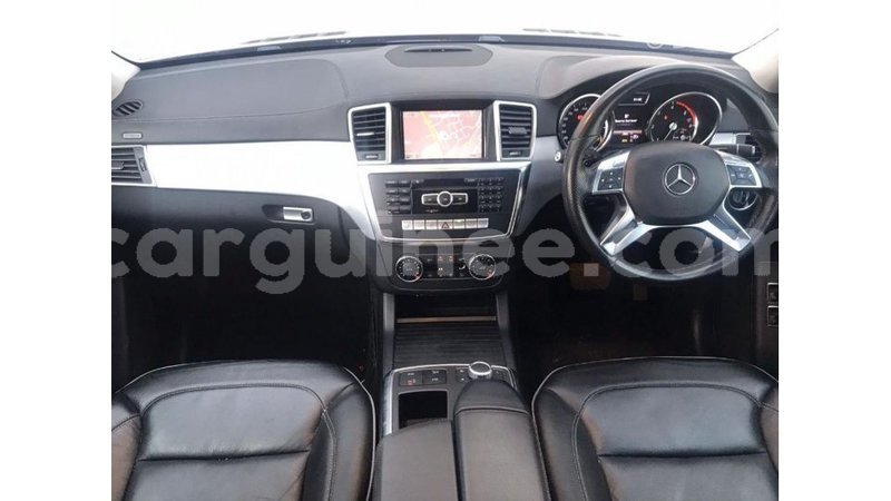 Big with watermark mercedes benz 190 conakry import dubai 5464
