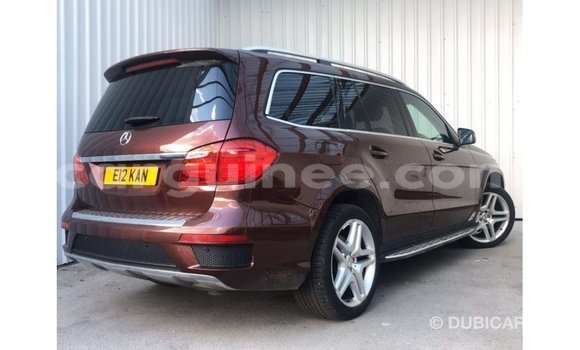 Buy Import Mercedes-Benz 190 Red Car in Import - Dubai in Conakry Buy Import Mercedes-Benz 190 Red Car in Import - Dubai in Conakry