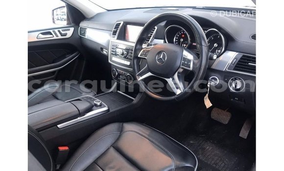 Acheter Import Voiture Mercedes-Benz GLE Noir à Import - Dubai, Conakry Acheter Import Voiture Mercedes-Benz GLE Noir à Import - Dubai, Conakry