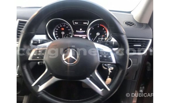 Acheter Import Voiture Mercedes-Benz GLE Noir à Import - Dubai, Conakry Acheter Import Voiture Mercedes-Benz GLE Noir à Import - Dubai, Conakry