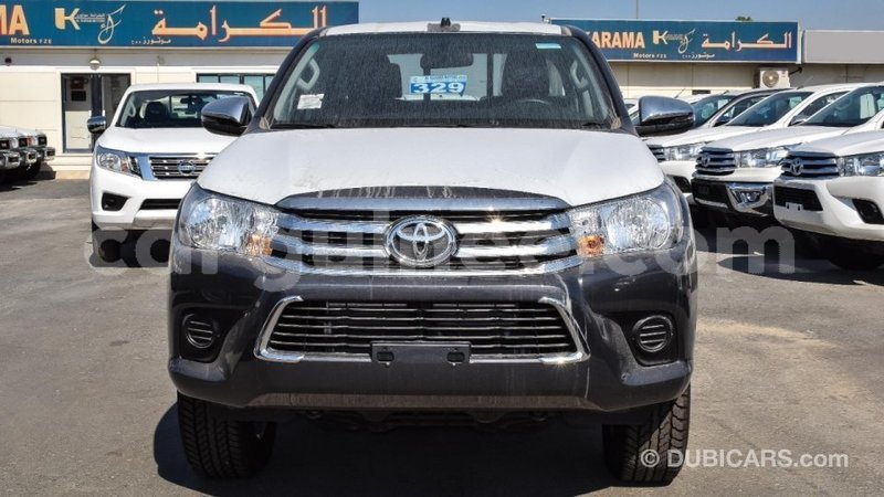 Big with watermark toyota hilux conakry import dubai 5469