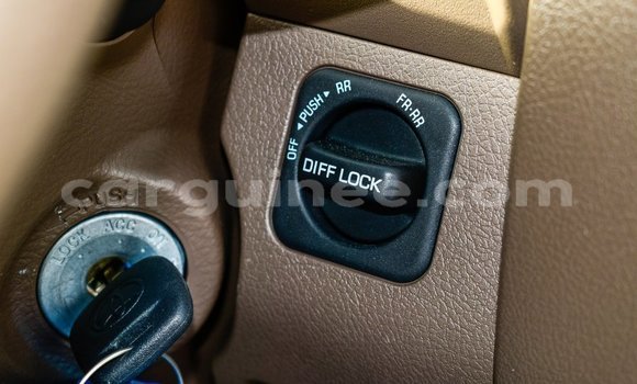 Buy Import Toyota Land Cruiser Beige Car in Import - Dubai in Conakry Buy Import Toyota Land Cruiser Beige Car in Import - Dubai in Conakry