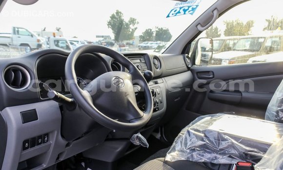 Buy Import Nissan Urvan White Car in Import - Dubai in Conakry Buy Import Nissan Urvan White Car in Import - Dubai in Conakry