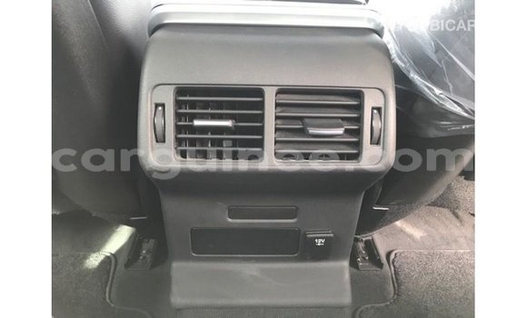 Buy Import Land Rover Range Rover White Car in Import - Dubai in Conakry Buy Import Land Rover Range Rover White Car in Import - Dubai in Conakry