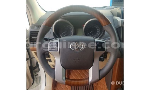 Buy Import Toyota Land Cruiser White Car in Import - Dubai in Conakry Buy Import Toyota Land Cruiser White Car in Import - Dubai in Conakry