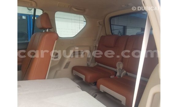 Buy Import Toyota Land Cruiser White Car in Import - Dubai in Conakry Buy Import Toyota Land Cruiser White Car in Import - Dubai in Conakry