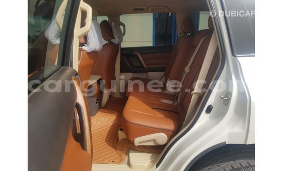 Buy Import Toyota Land Cruiser White Car in Import - Dubai in Conakry Buy Import Toyota Land Cruiser White Car in Import - Dubai in Conakry