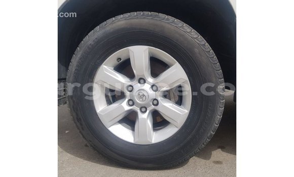 Buy Import Toyota Land Cruiser White Car in Import - Dubai in Conakry Buy Import Toyota Land Cruiser White Car in Import - Dubai in Conakry