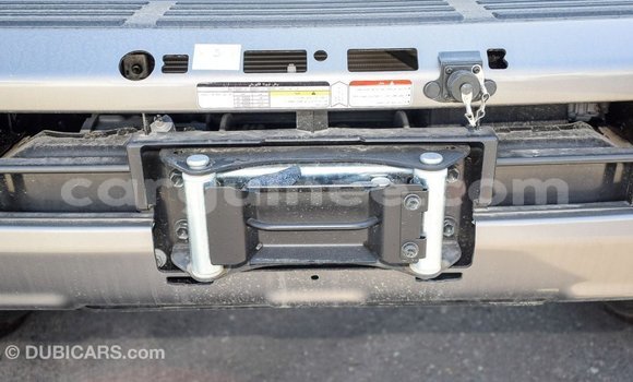 Acheter Import Voiture Toyota Land Cruiser Beige à Import - Dubai, Conakry Acheter Import Voiture Toyota Land Cruiser Beige à Import - Dubai, Conakry