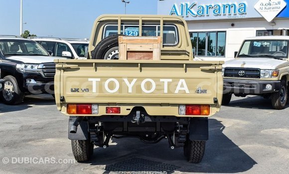 Acheter Import Voiture Toyota Land Cruiser Beige à Import - Dubai, Conakry Acheter Import Voiture Toyota Land Cruiser Beige à Import - Dubai, Conakry
