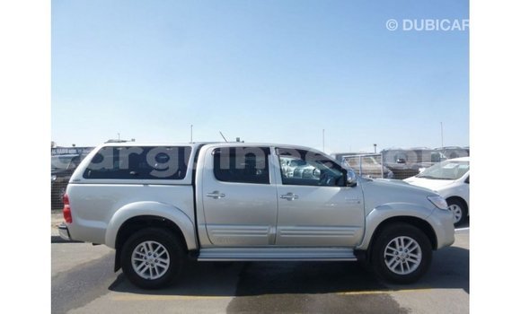 Acheter Import Voiture Toyota Hilux Autre à Import - Dubai, Conakry Acheter Import Voiture Toyota Hilux Autre à Import - Dubai, Conakry