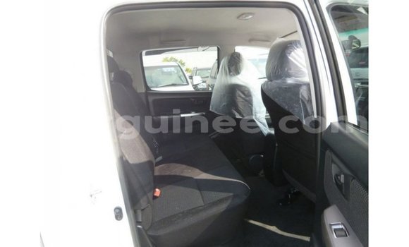 Buy Import Toyota Hilux White Car in Import - Dubai in Conakry Buy Import Toyota Hilux White Car in Import - Dubai in Conakry