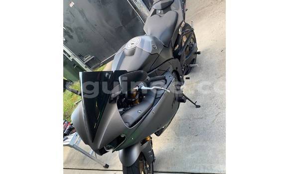 Buy Used Yamaha R1 Beige Bike in Conakry in Conakry Buy Used Yamaha R1 Beige Bike in Conakry in Conakry