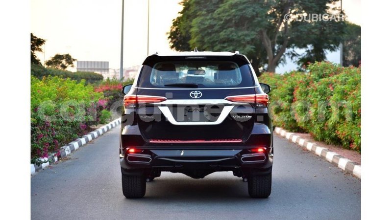 Big with watermark toyota fortuner conakry import dubai 5502