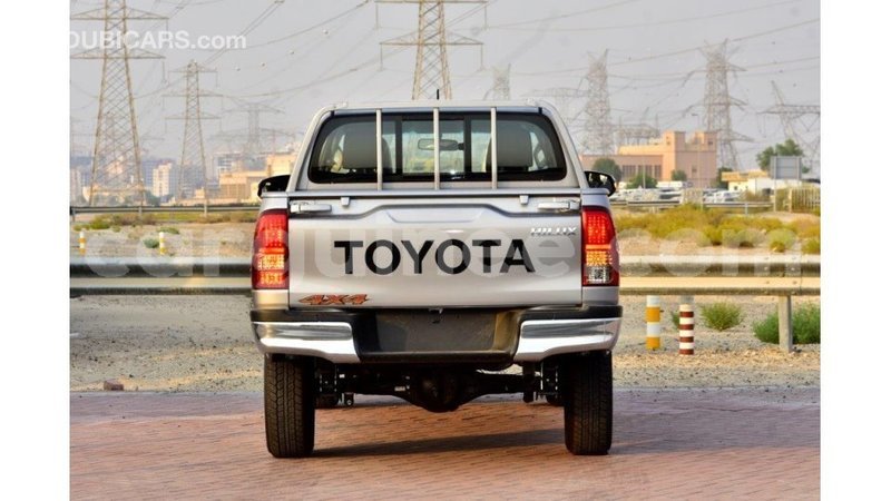 Big with watermark toyota hilux conakry import dubai 5540