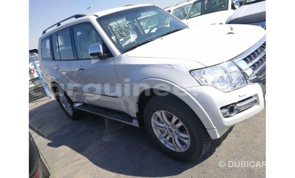 Buy Import Mitsubishi Pajero White Car in Import - Dubai in Conakry Buy Import Mitsubishi Pajero White Car in Import - Dubai in Conakry