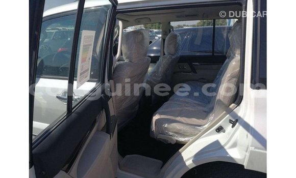 Buy Import Mitsubishi Pajero White Car in Import - Dubai in Conakry Buy Import Mitsubishi Pajero White Car in Import - Dubai in Conakry