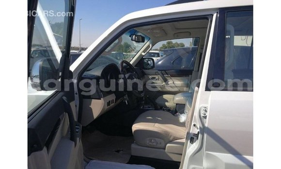 Buy Import Mitsubishi Pajero White Car in Import - Dubai in Conakry Buy Import Mitsubishi Pajero White Car in Import - Dubai in Conakry
