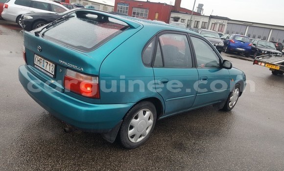 Acheter Occasion Voiture Toyota Corolla Bleu à Conakry, Conakry Acheter Occasion Voiture Toyota Corolla Bleu à Conakry, Conakry