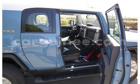 Buy Import Toyota FJ Cruiser Blue Car in Import - Dubai in Conakry Buy Import Toyota FJ Cruiser Blue Car in Import - Dubai in Conakry
