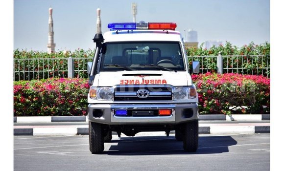 Buy Import Toyota Land Cruiser White Car in Import - Dubai in Conakry Buy Import Toyota Land Cruiser White Car in Import - Dubai in Conakry