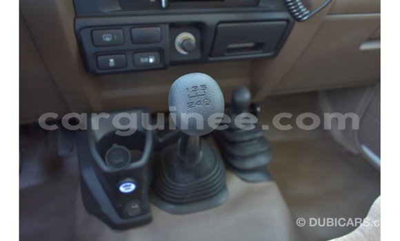 Buy Import Toyota Land Cruiser White Car in Import - Dubai in Conakry Buy Import Toyota Land Cruiser White Car in Import - Dubai in Conakry