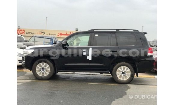 Buy Import Toyota Land Cruiser Black Car in Import - Dubai in Conakry Buy Import Toyota Land Cruiser Black Car in Import - Dubai in Conakry