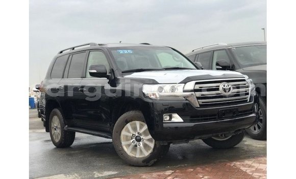 Buy Import Toyota Land Cruiser Black Car in Import - Dubai in Conakry Buy Import Toyota Land Cruiser Black Car in Import - Dubai in Conakry