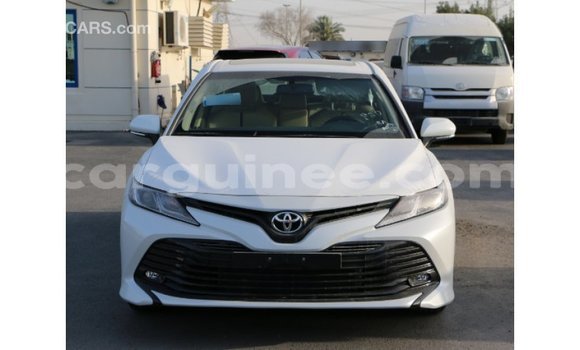 Buy Import Toyota Camry White Car in Import - Dubai in Conakry Buy Import Toyota Camry White Car in Import - Dubai in Conakry