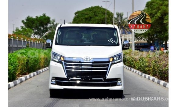Buy Import Toyota Granvia White Car in Import - Dubai in Conakry Buy Import Toyota Granvia White Car in Import - Dubai in Conakry