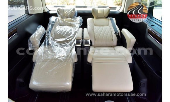 Buy Import Toyota Granvia White Car in Import - Dubai in Conakry Buy Import Toyota Granvia White Car in Import - Dubai in Conakry
