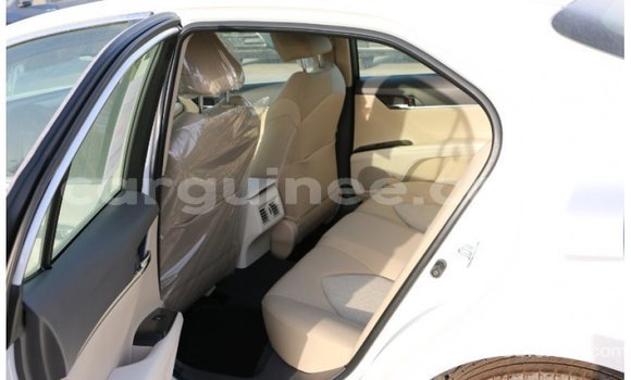 Buy Import Toyota Camry White Car in Import - Dubai in Conakry Buy Import Toyota Camry White Car in Import - Dubai in Conakry