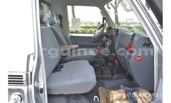 Buy Import Toyota Land Cruiser Other Car in Import - Dubai in Conakry Buy Import Toyota Land Cruiser Other Car in Import - Dubai in Conakry