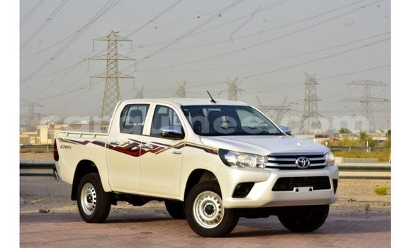Buy Import Toyota Hilux White Car in Import - Dubai in Conakry Buy Import Toyota Hilux White Car in Import - Dubai in Conakry