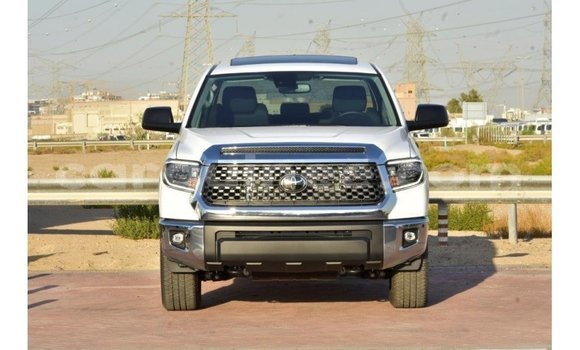Buy Import Toyota Tundra White Car in Import - Dubai in Conakry Buy Import Toyota Tundra White Car in Import - Dubai in Conakry