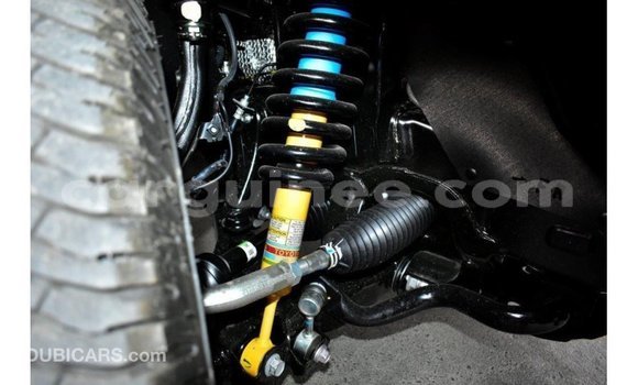 Buy Import Toyota Tundra White Car in Import - Dubai in Conakry Buy Import Toyota Tundra White Car in Import - Dubai in Conakry