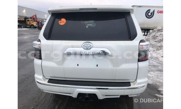 Acheter Import Voiture Toyota 4Runner Blanc à Import - Dubai, Conakry Acheter Import Voiture Toyota 4Runner Blanc à Import - Dubai, Conakry